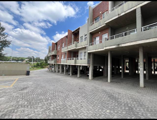 2 bed property to rent in WOODMEAD